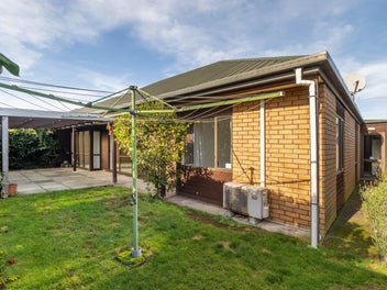 The Perfect Home to Downsize To!