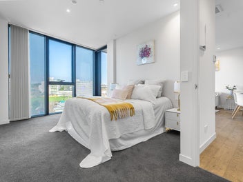 Elevated views of One Tree Hill