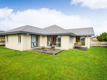 Designed for family life in popular Summerhill!