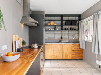 Smart , Simple & Superbly Located - Newtown