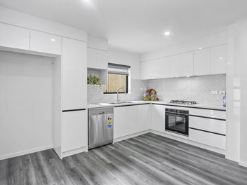 Brand-New Freehold Homes - CCC & Titles Issued