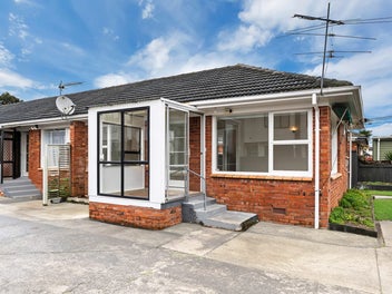 Fully Renovated Brick and Tile