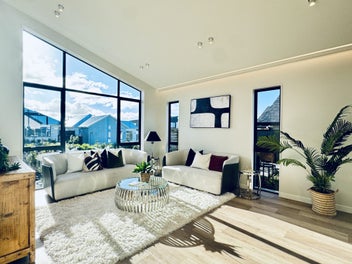 Amazing One-Level Milldale Gem