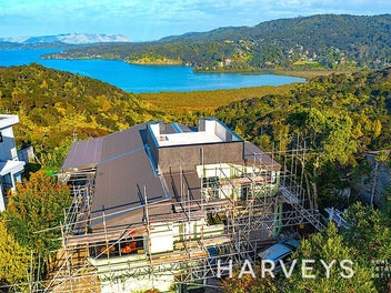 SPECTACULAR VIEWS – UNFINISHED MASTERPIECE