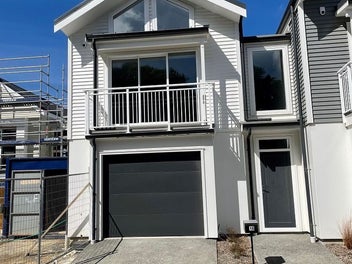 Image 1 of 18