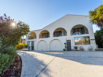 Unmatched Opportunity in the Heart of Wanaka