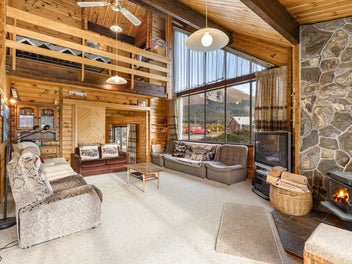 The Quintessential Kiwi Bach