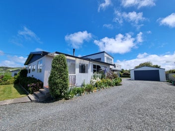 SUNNY, SPACIOUS & WELCOMING