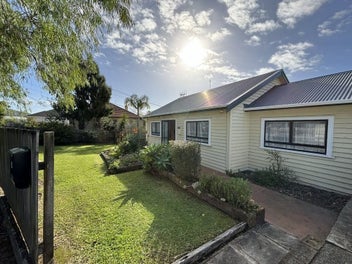 Image 1 of 10