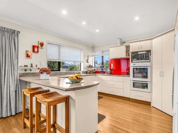 Family Comfort in the Heart of Motueka