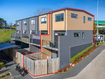 Low-Maintenance Home or Investment Awaits