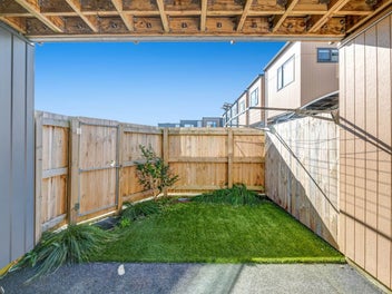 Low-Maintenance Home or Investment Awaits
