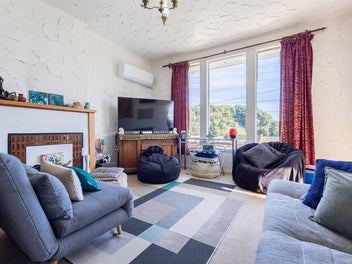 Beachfront Gold – Opportunity Knocks Loudly!