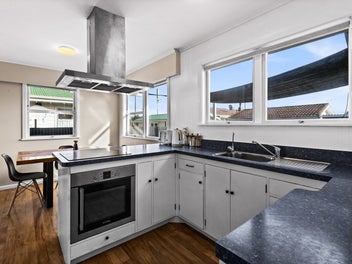 Spacious starter with big appeal!