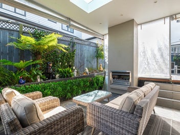 Versatile Family Gem - Hauraki/Takapuna