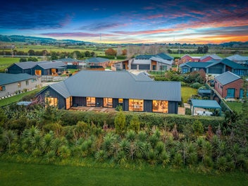 Private Retreat with Style and Serenity