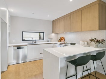 4 Bedroom Comfort - Affordable Price Point