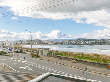 ICONIC HOME-AND-INCOME BY THE SEA