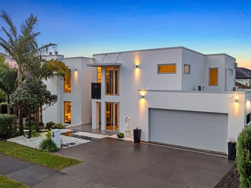 Architectural Elegance with Coastal Charm - Karaka
