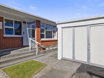 RENOVATED TWO-BEDROOM UNIT VOGELTOWN