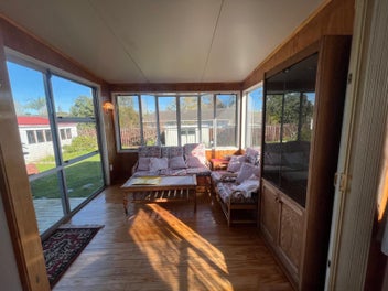 Image 1 of 20