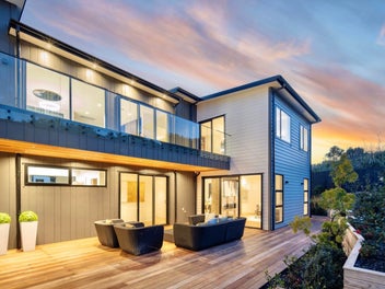 A Rare Architectural Masterpiece – Bold, Refin...