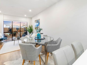 Freehold & Ready to Move Into!