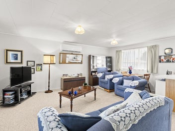 Sunny, Low-Maintenance Living