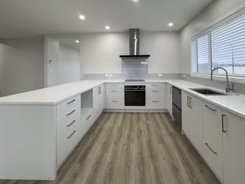 Completed Bright and Spacious New Home