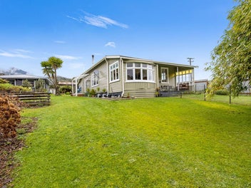 Image 1 of 20