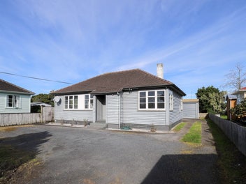 Image 1 of 20