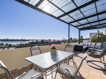 Harbour to Horizon - Views from Every Room