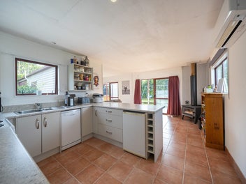 Your Manapouri Hideaway