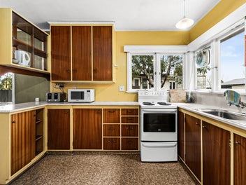 Developers Dream, Renovators Delight