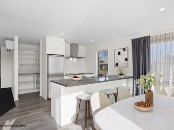 Modern family living in Faringdon