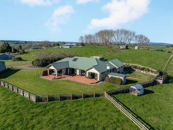 Image 1 of 32