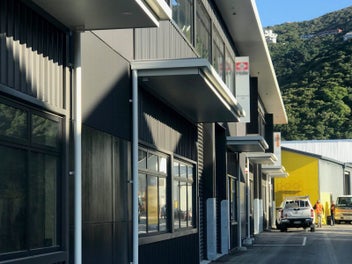 Image 1 of 6