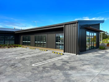 Image 1 of 18