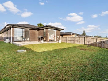 Ideal First Home or Investment – Beachside Living