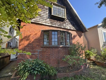 Image 1 of 20