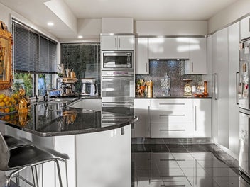 ITALIAN-STYLE SANCTUARY