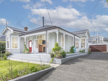Picturesque Villa Offering an Idyllic Lifestyle