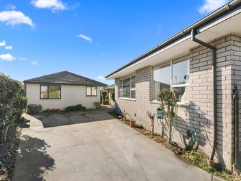 Bid well on Bidwell Place - Ignore RV
