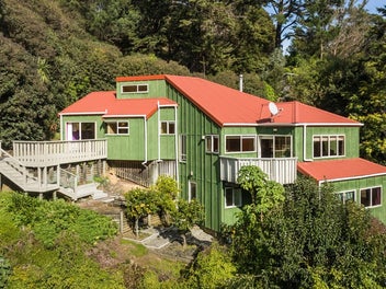 3 Bedrooms + Bush Views and Birdsong