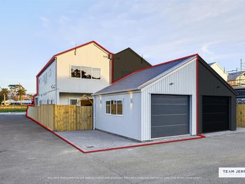 Spacious and Luxurious Modern Living