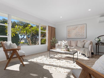 Opportunity, potential, close to waterfront