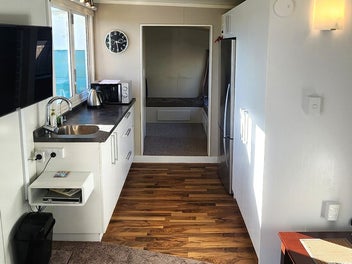 Caravan comfort by the coast