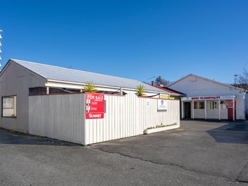 Image 1 of 22