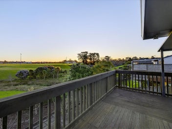 Rare Parkside Gem on Large Section - Must Sell
