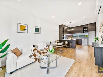 Stylish, Spacious & Perfectly Positioned!